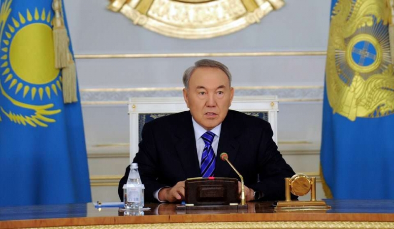 Глава государства поздравил казахстанцев с Днем Конституции