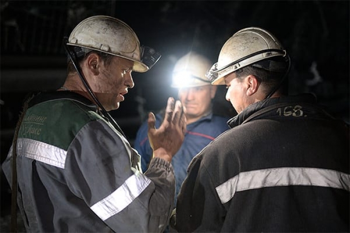 Из-за пожара 390 человек эвакуировали из шахты Орловская в ВКО