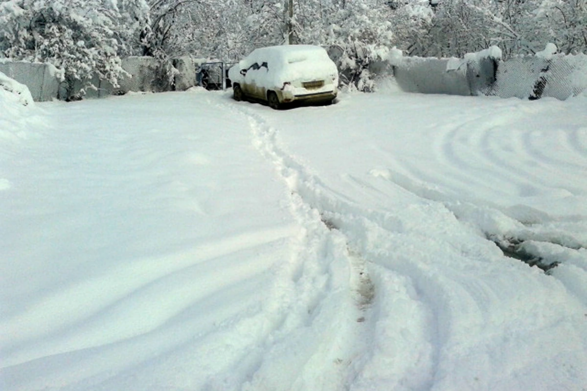 В Шахдаге выпал почти 1 метр снега