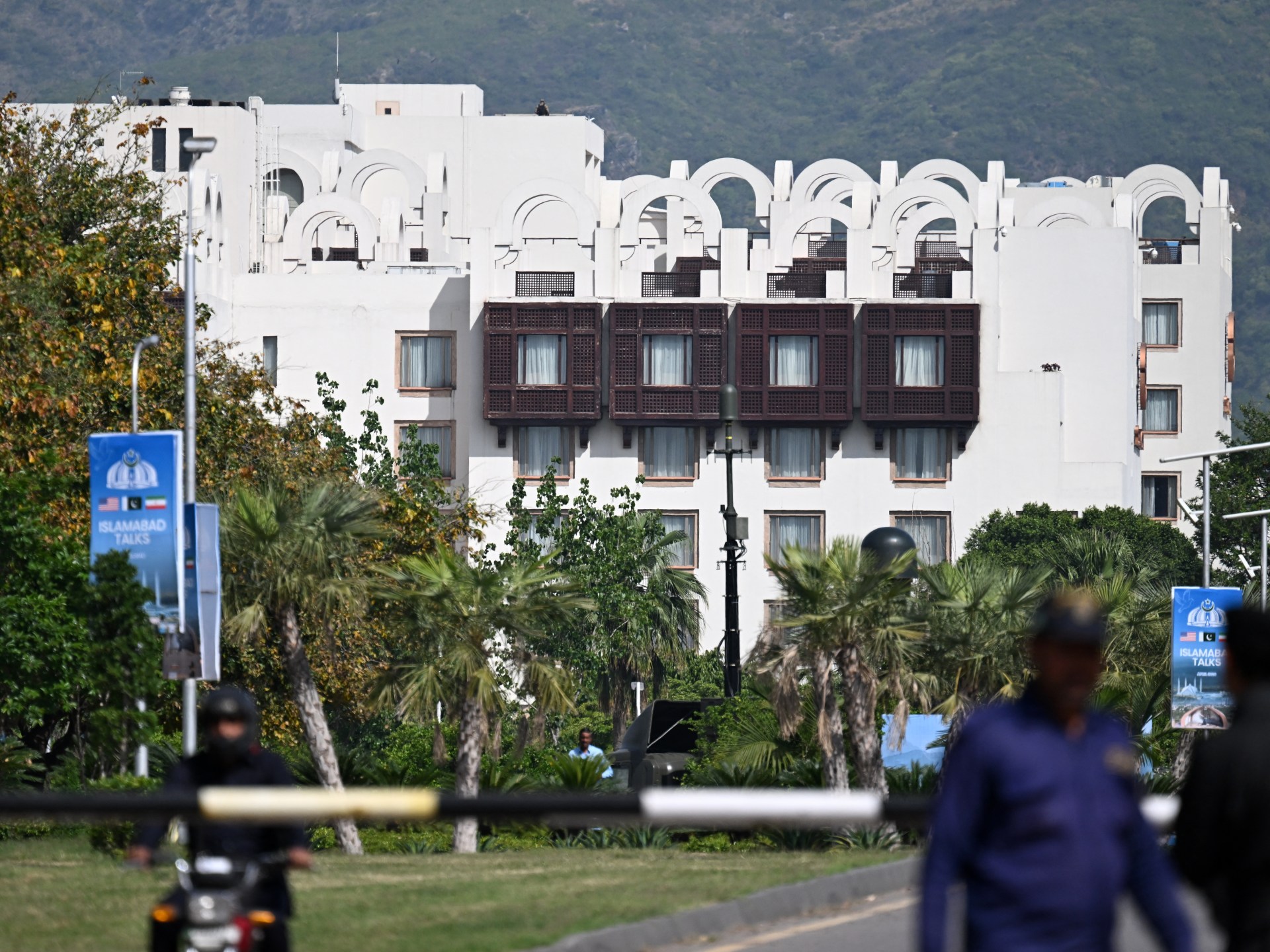 Пакистан пытается вернуть Иран к переговорам с США на фоне эскалации