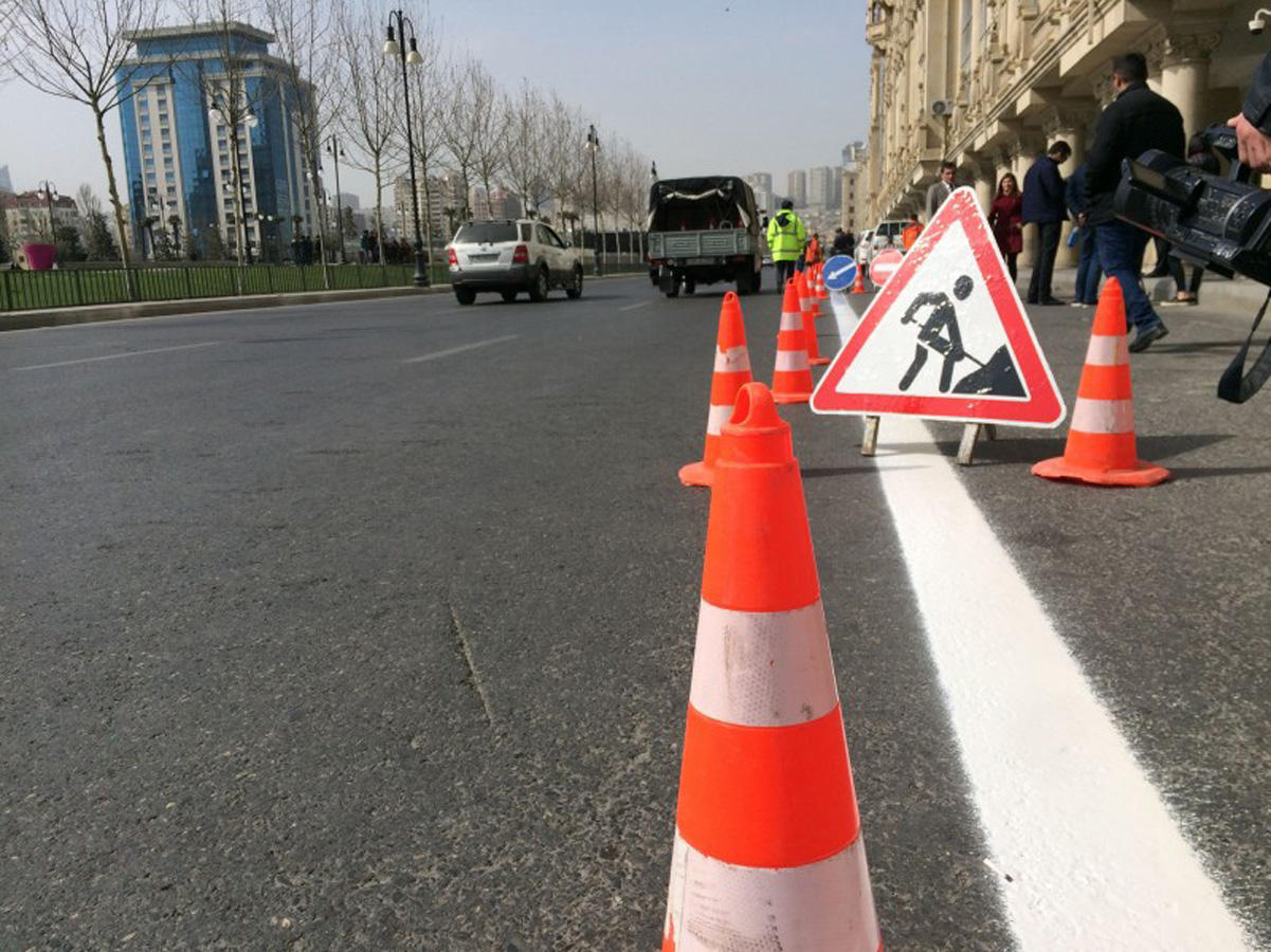 В Баку завершили ремонт четырёх дорог