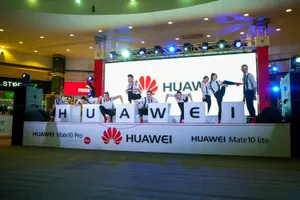 Сотовые операторы приостанавливают продажи продукции Huawei в Японии