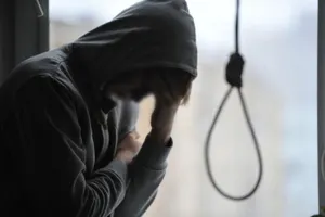 Каждые 40 секунд – ВОЗ опубликовала отчет о самоубийствах