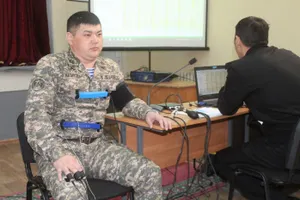 Военнослужащих проверили на детекторе лжи в Казахстане