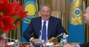 Назарбаев: Военнослужащим повысят оклад на 25%