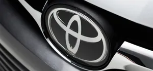 Toyota отзывает 185 тысяч машин