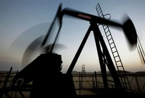 Сомнения инвесторов удешевляют мировые цены на нефть