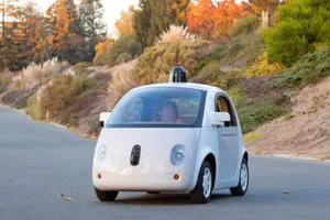 Беспилотный автомобиль от Google: показан работающий прототип