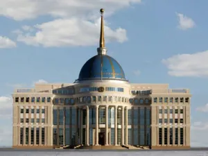 Назарбаев выразил соболезнования семьям погибших в авиакатастрофе
