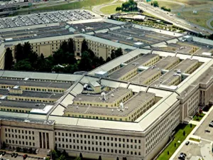 Подросток пытался взорвать машину около здания Пентагона в США