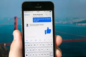 Facebook заставит пользователей мобильных скачать Messenger