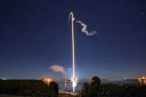 Спутники Starlink станут невидимыми