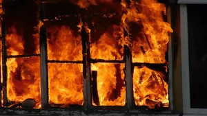 Шесть детей и двое взрослых погибли при пожаре в Юрге