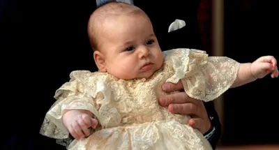 В Британии прошли крестины наследника престола. Фото